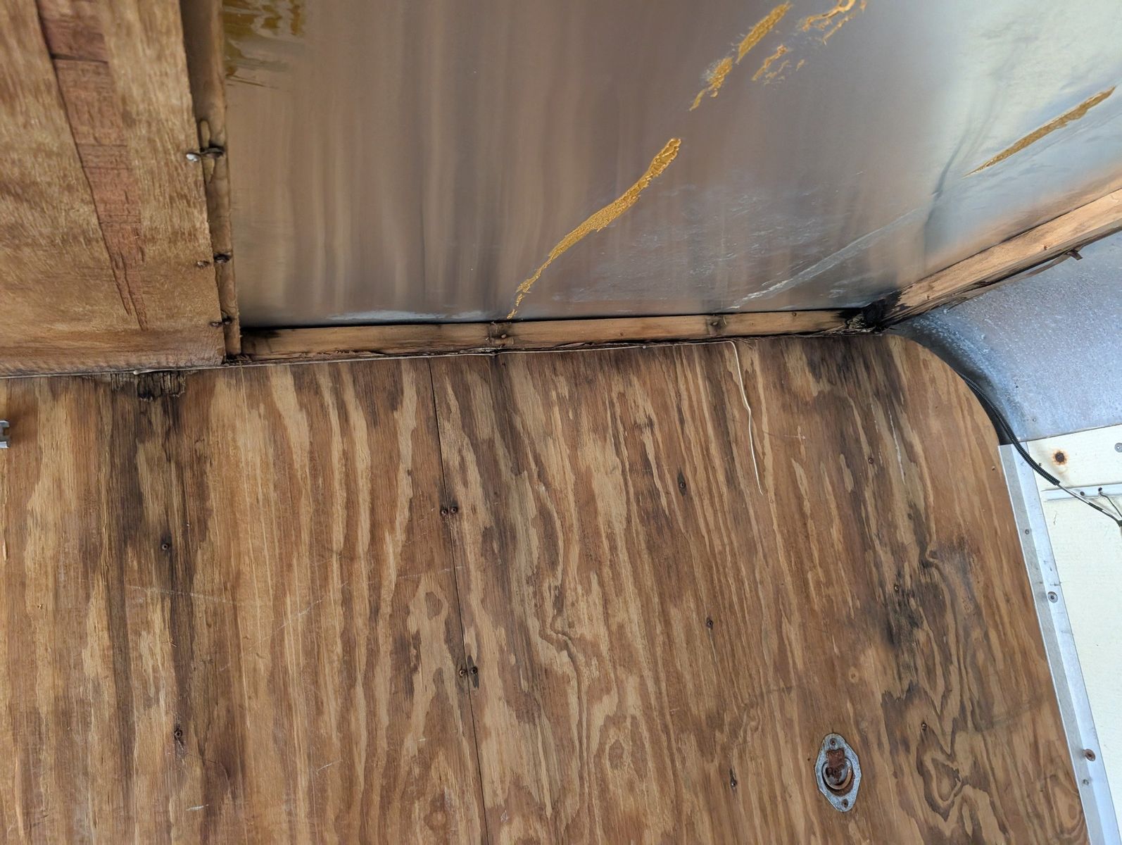 2004 Chevrolet Express Cutaway 50