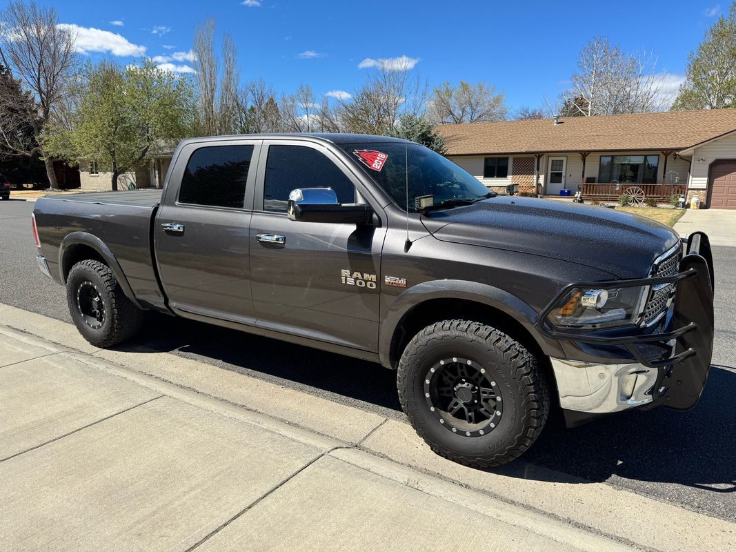 2018 RAM 1500 Laramie 4x4 Crew Cab 6'4's photo