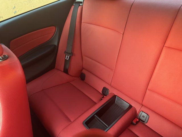 2011 BMW 1 Series 135i - Photo 33