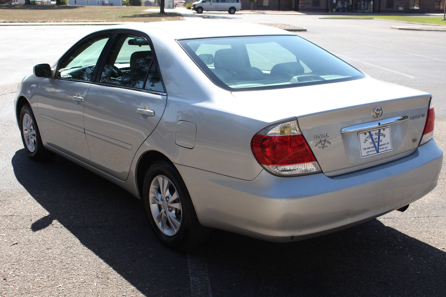 2005 Toyota Camry Le V6 