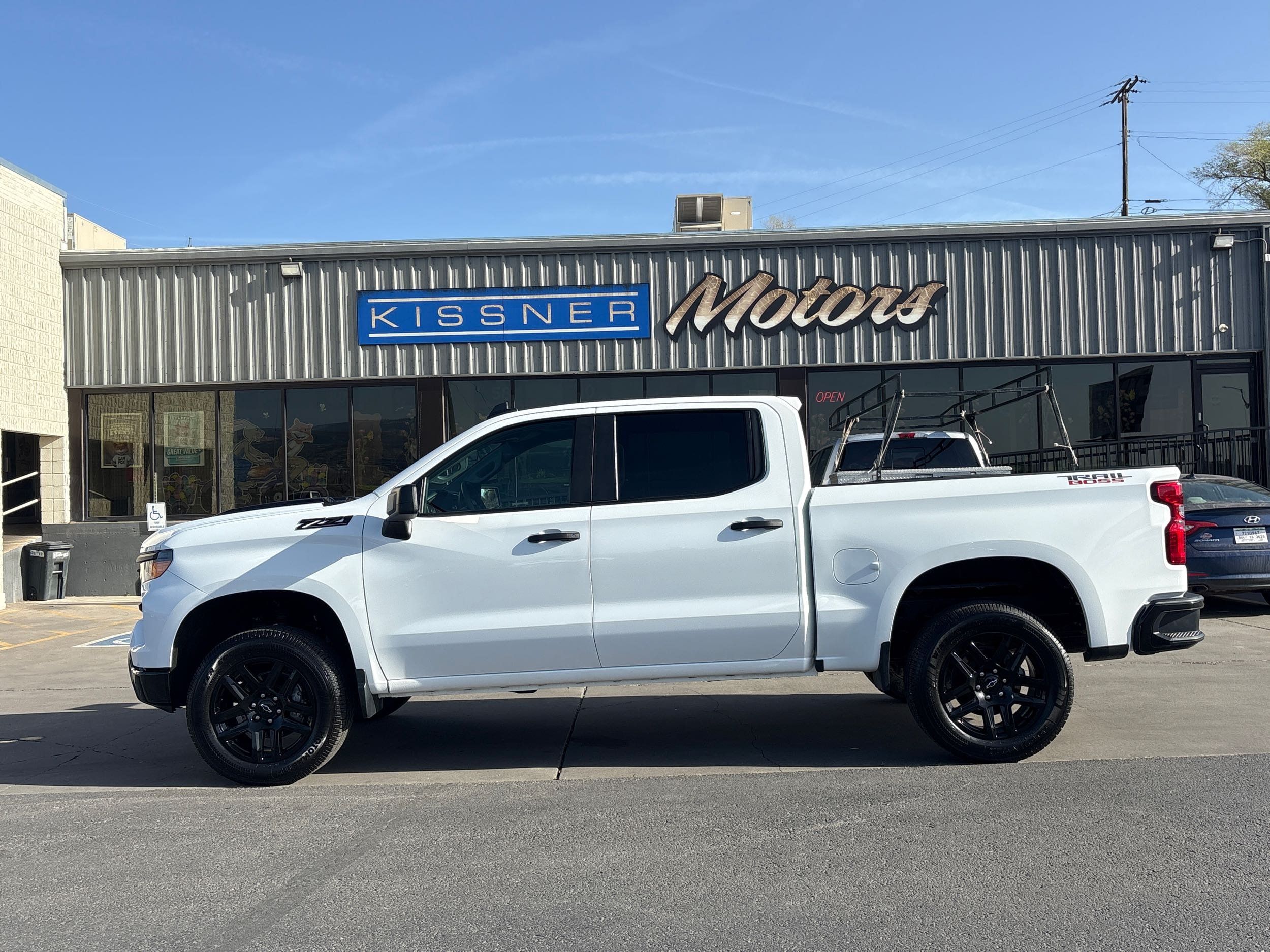 2024 Chevrolet Silverado 1500 Custom Trail Boss