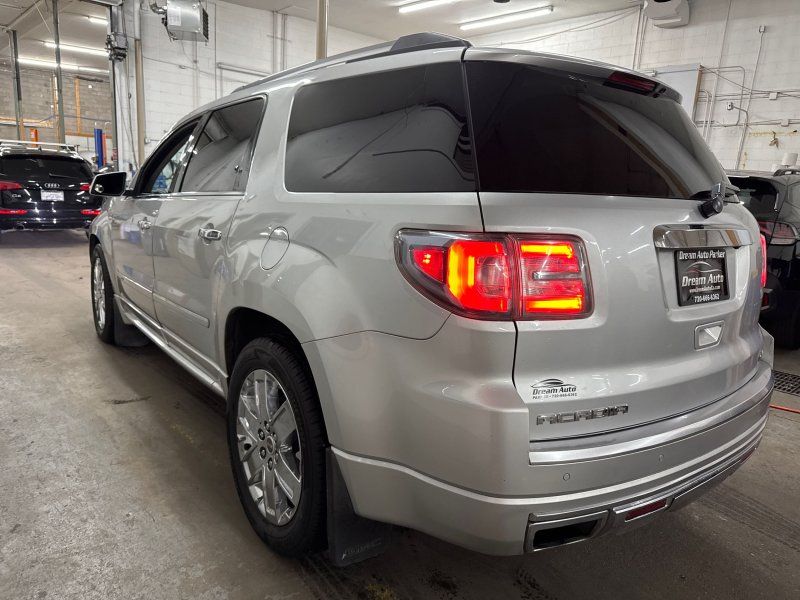 2013 GMC Acadia Denali photo 4