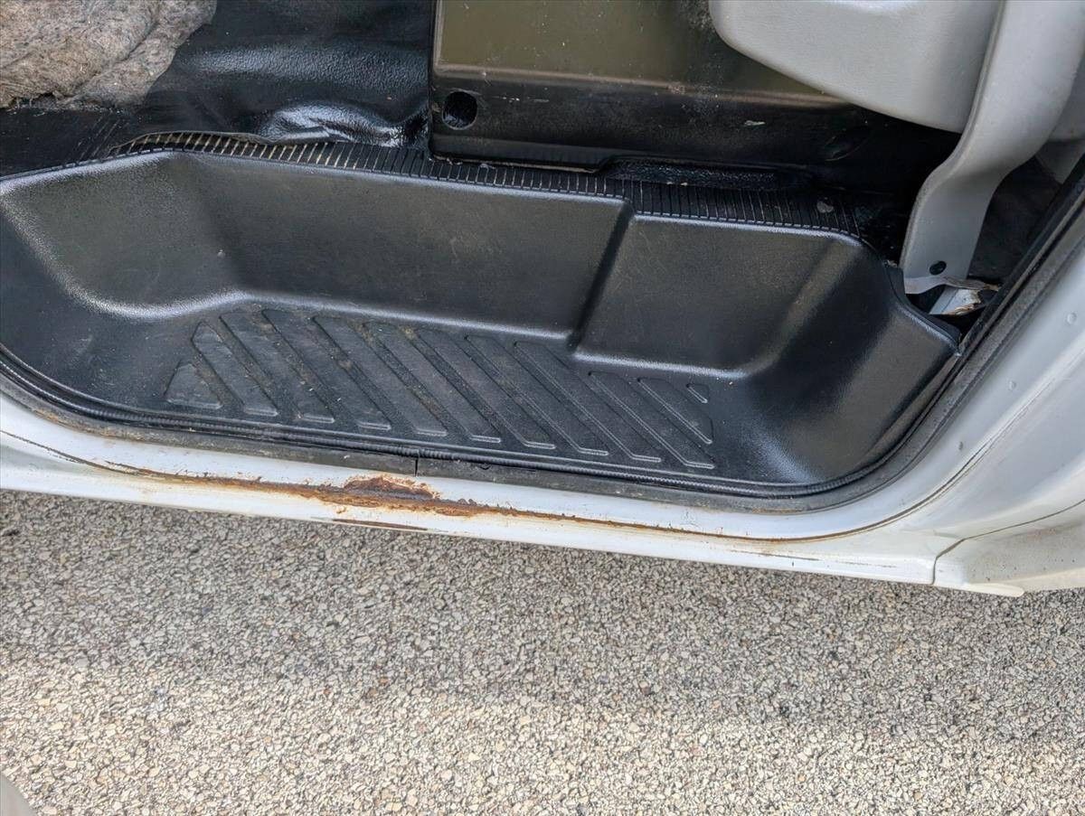 2017 Ford E-Series 61