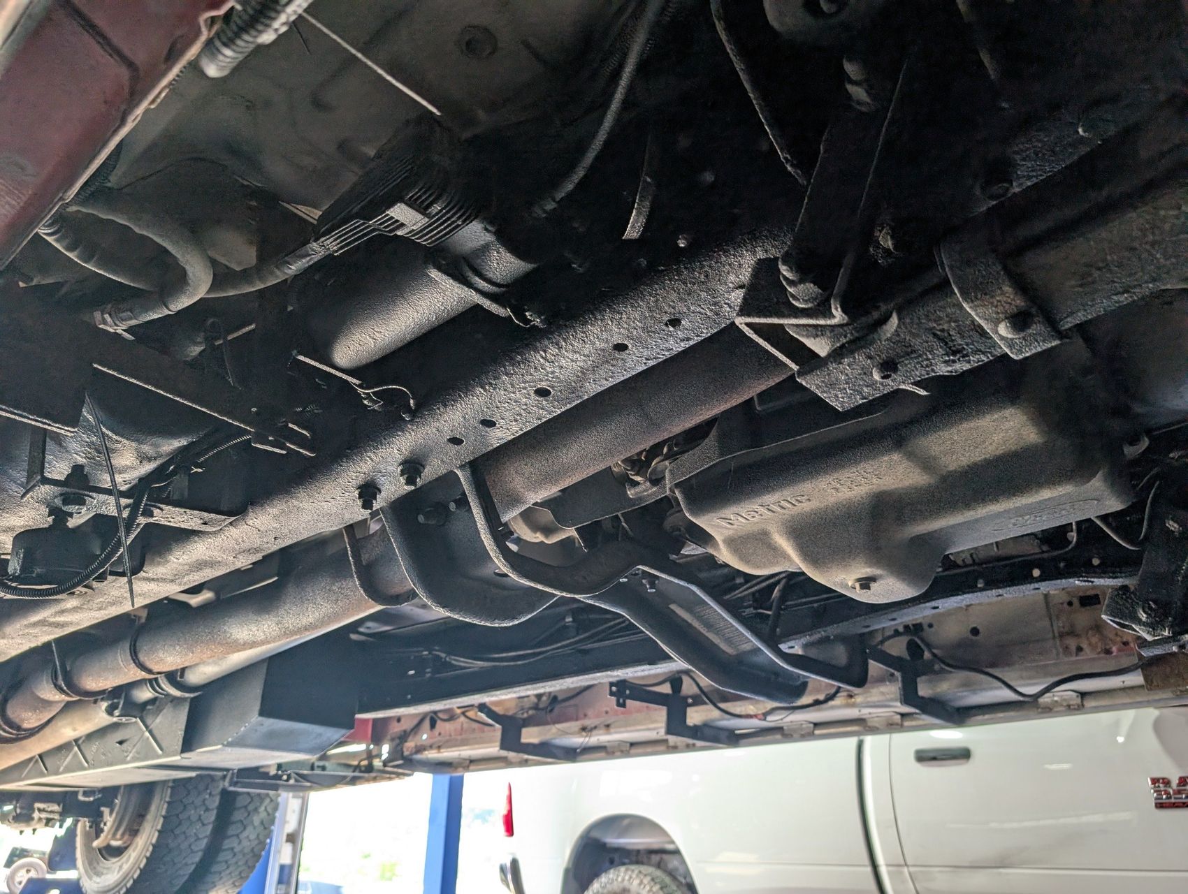 2001 Ford F-550 276