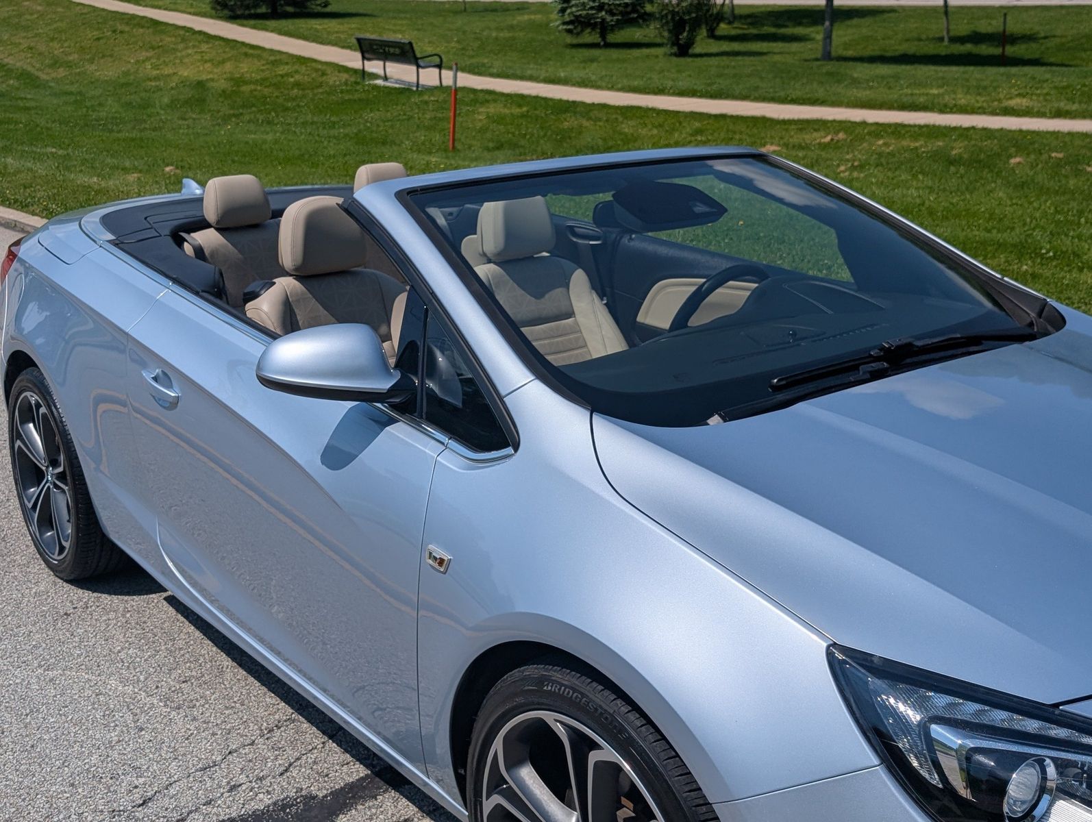 2016 Buick Cascada 21