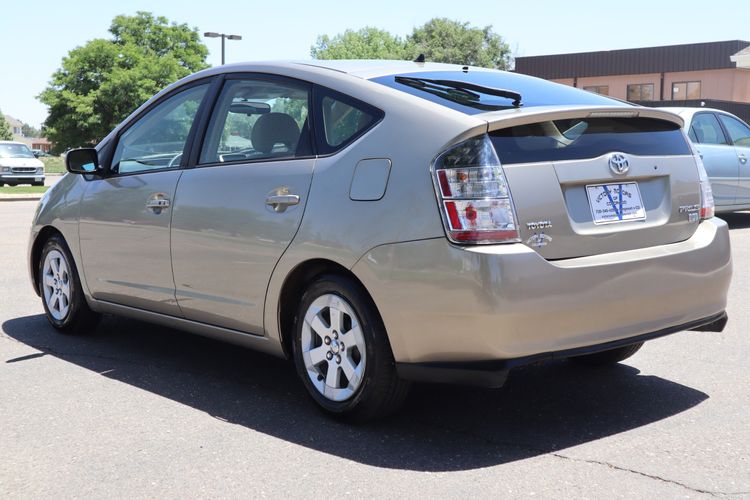 2005 Toyota Prius Base | Victory Motors of Colorado