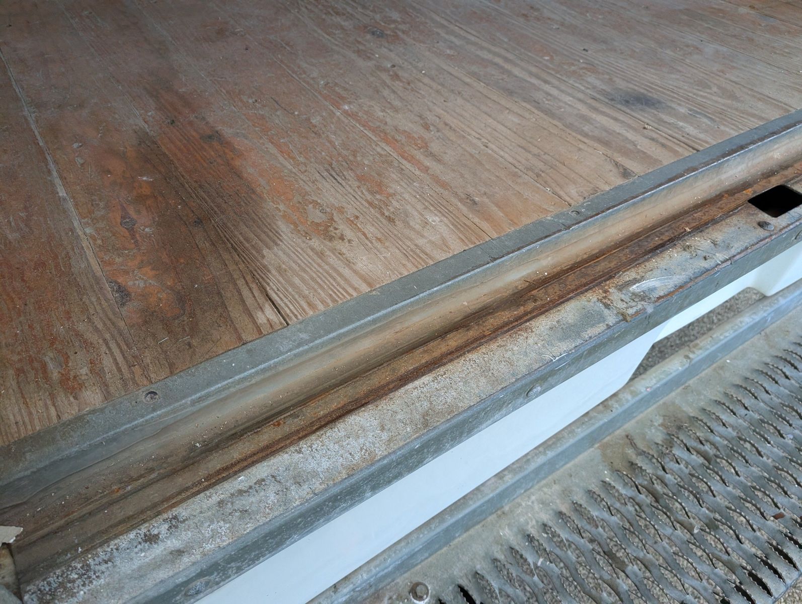 2015 Ford E-Series 73