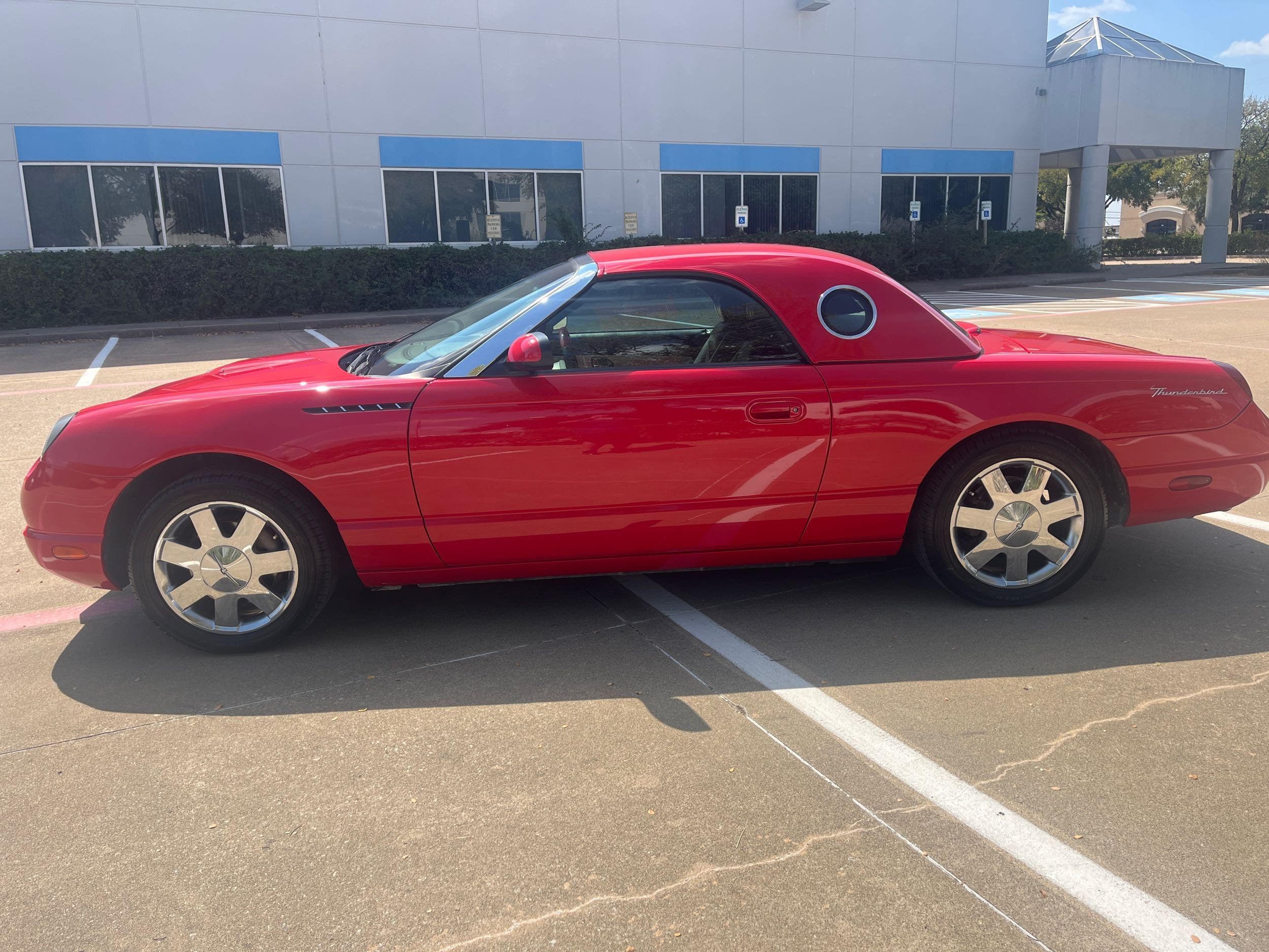 2002 Ford Thunderbird Base photo 6