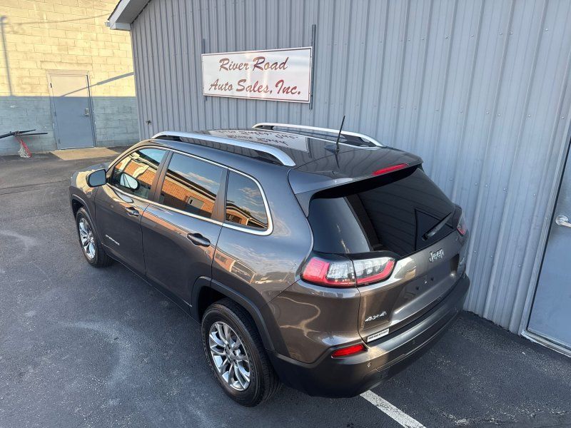 2021 Jeep Cherokee Latitude photo 11