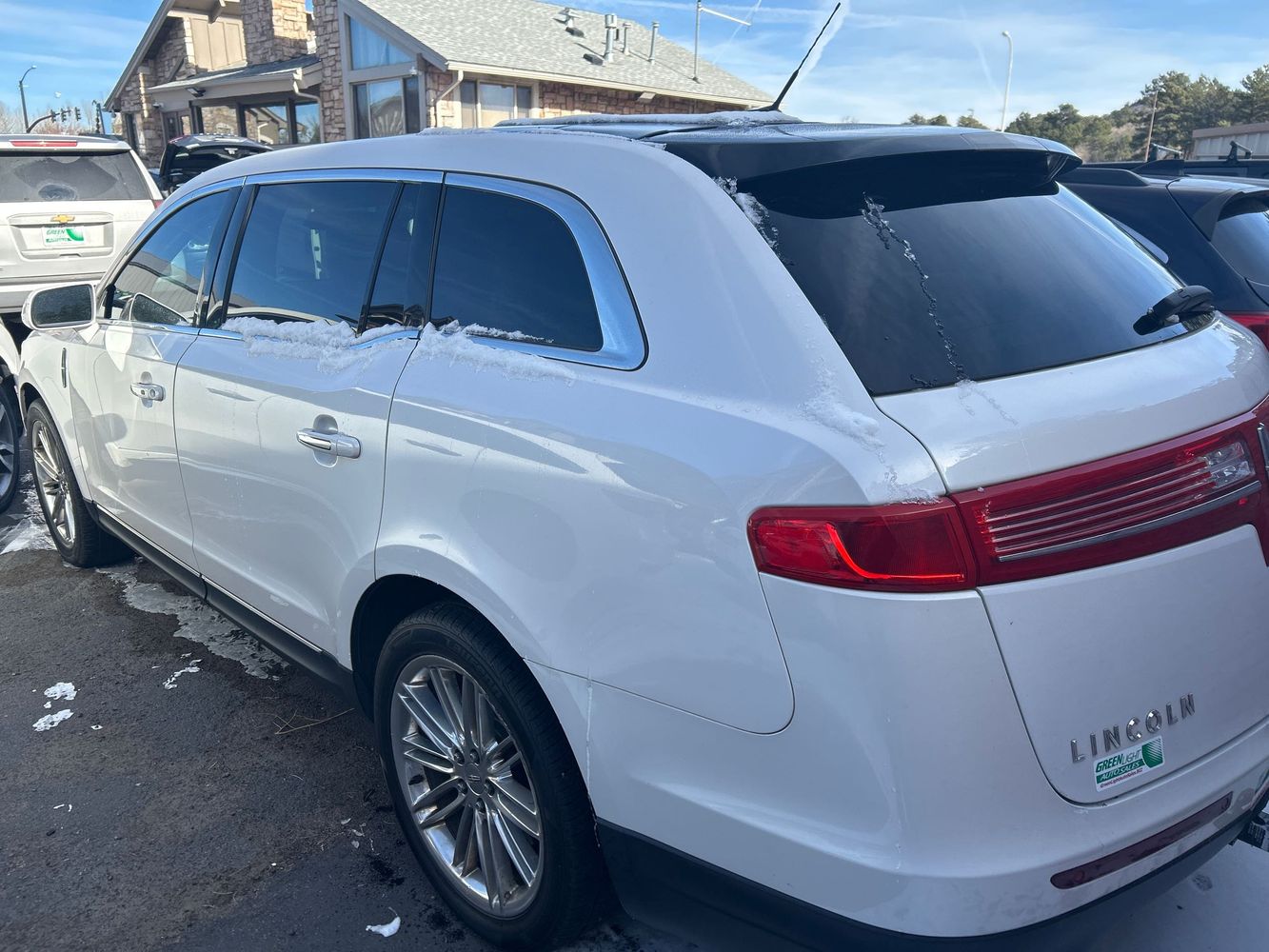 2013 Lincoln MKT Elite EcoBoost photo 3