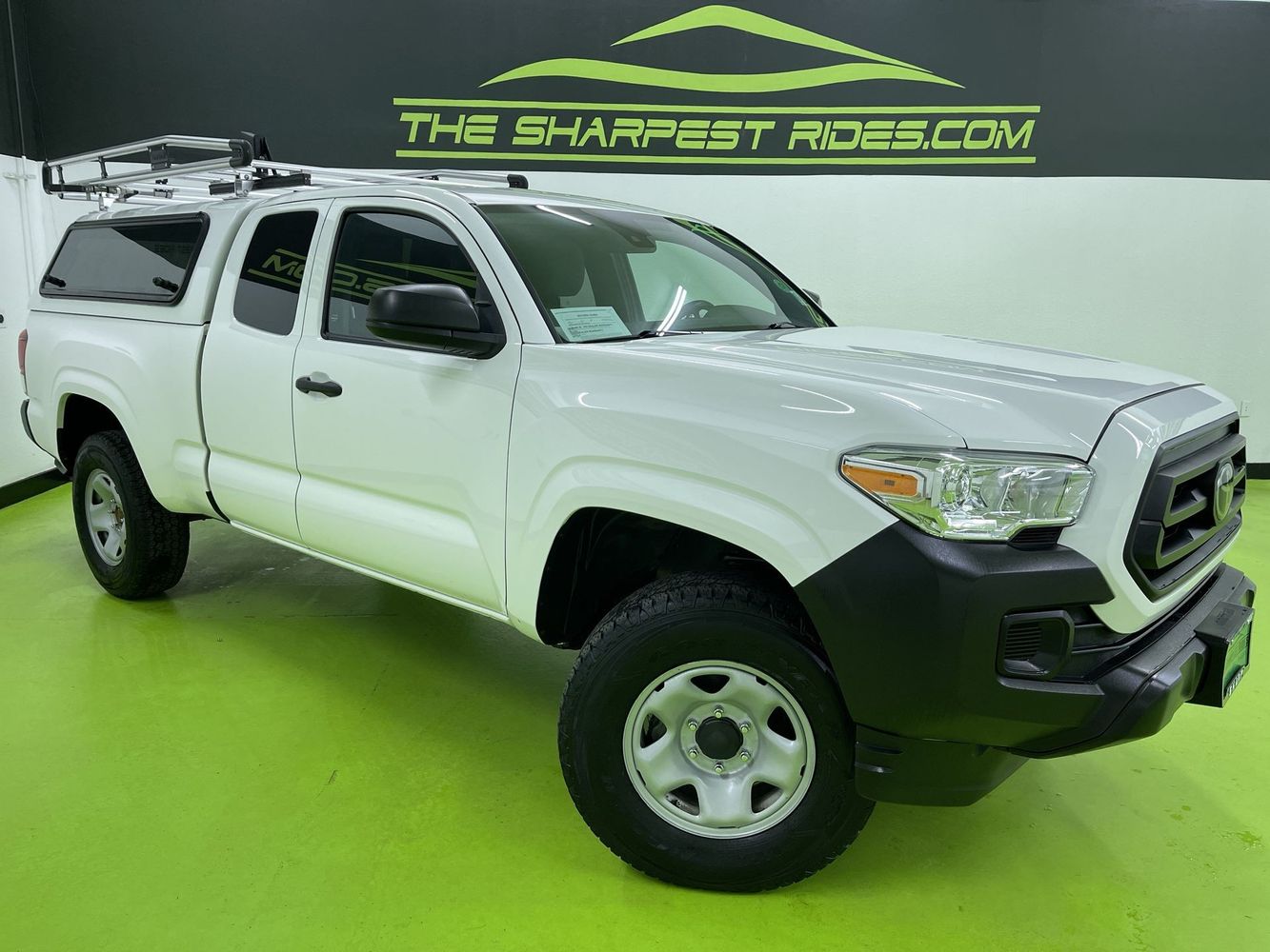 2022 Toyota Tacoma SR's photo
