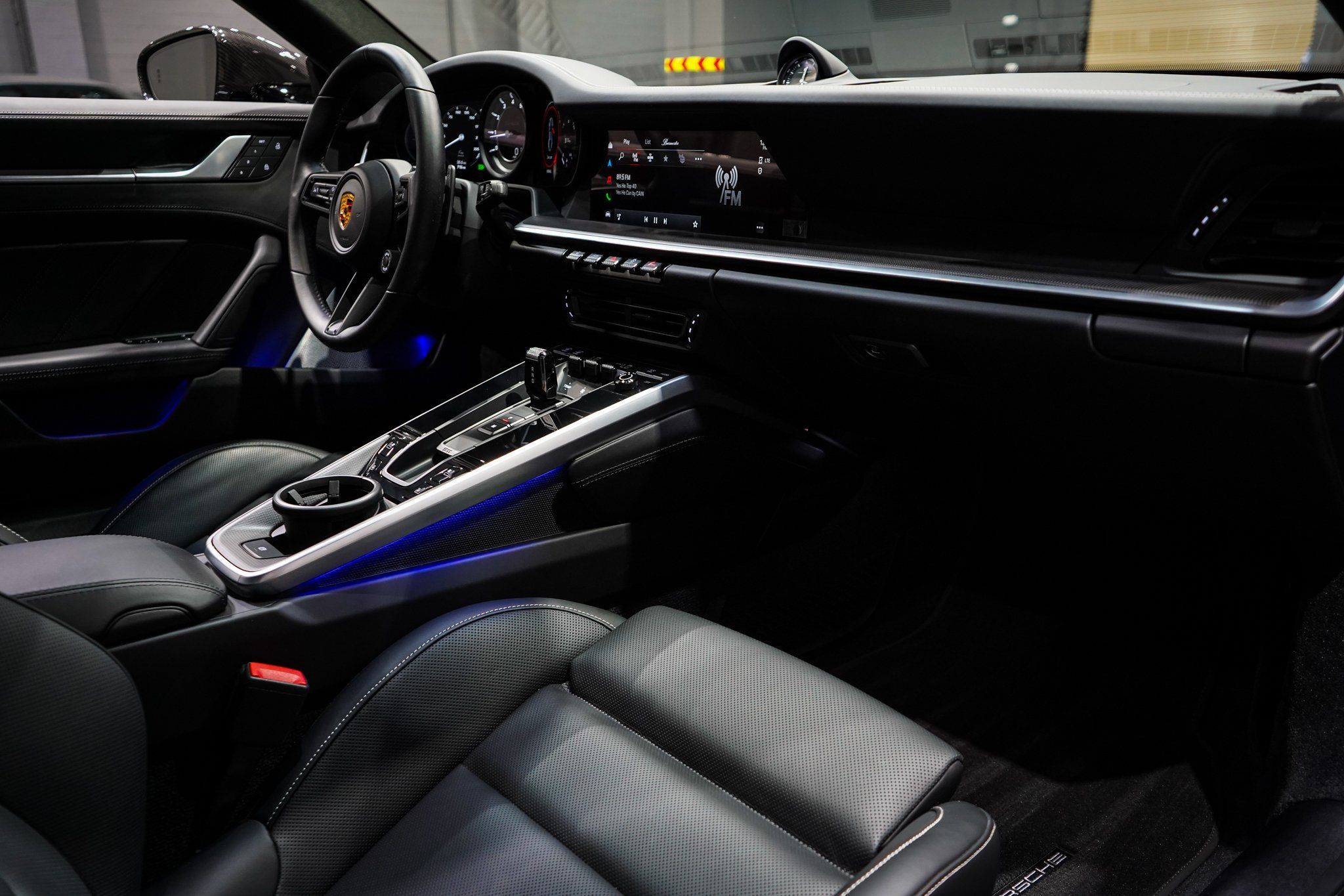 2022 Porsche 911 Turbo S photo 29