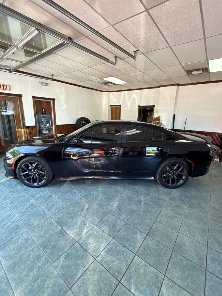 2019 Dodge Charger GT photo 4