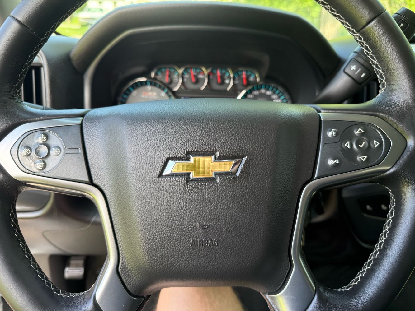 2016 Chevrolet Silverado 1500 LT Z71 photo 13