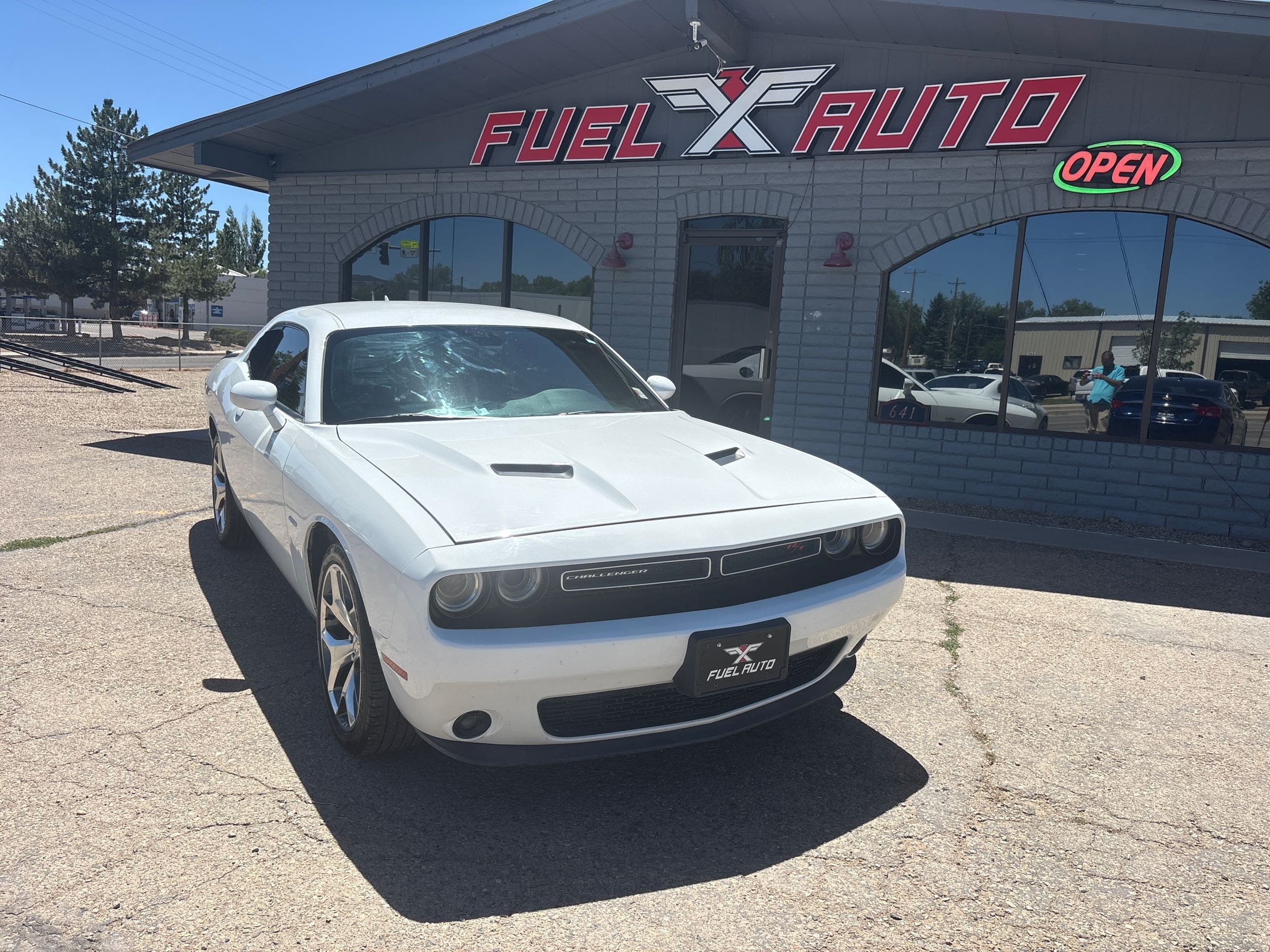 2016 Dodge Challenger R/T Plus's photo