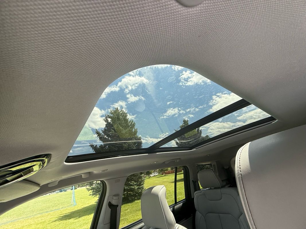 2022 Jeep Grand Cherokee L Overland - Photo 17
