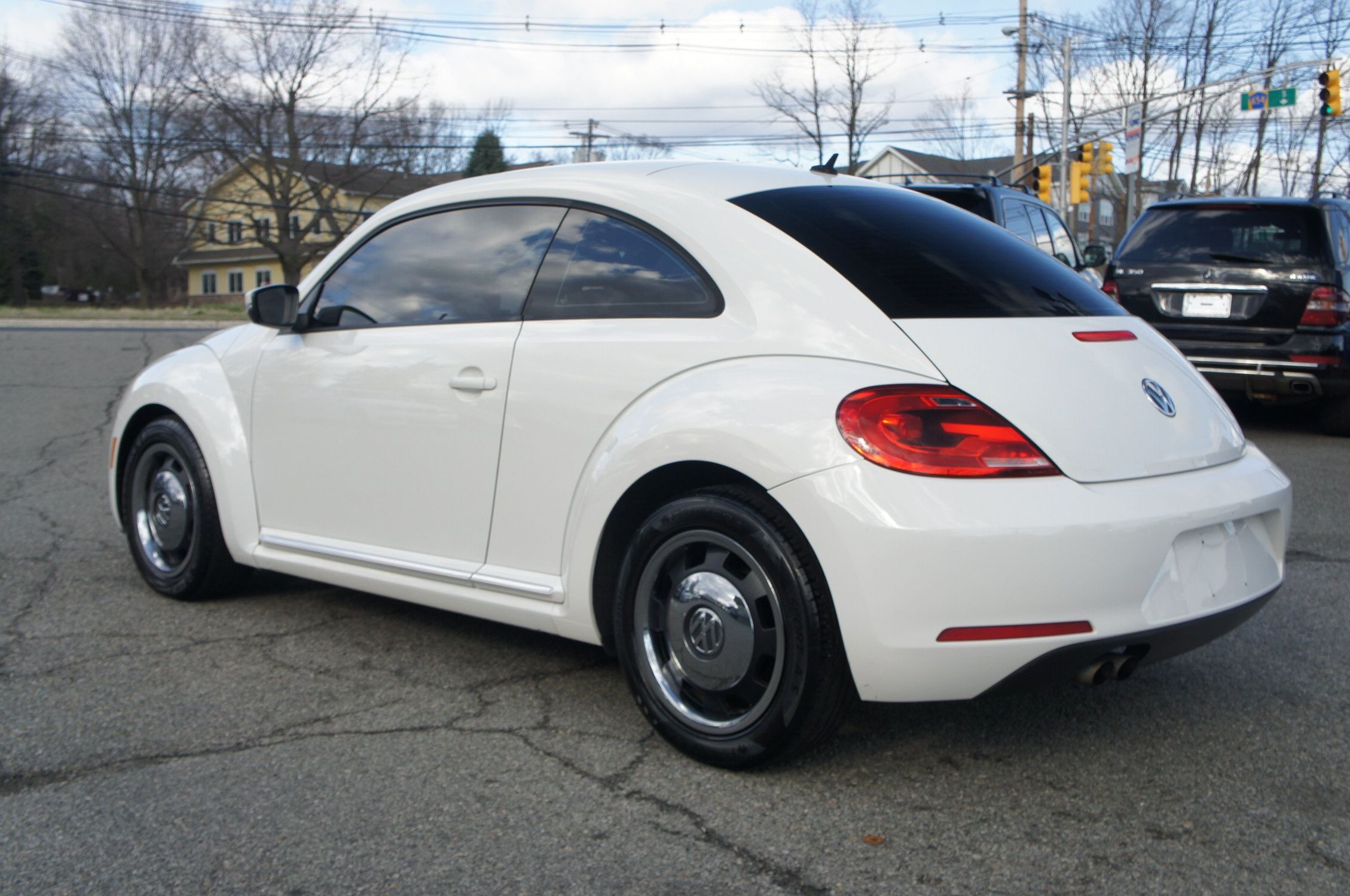 2012 Volkswagen Beetle 2.5L PZEV | Zoom Auto Group - Used Cars New Jersey