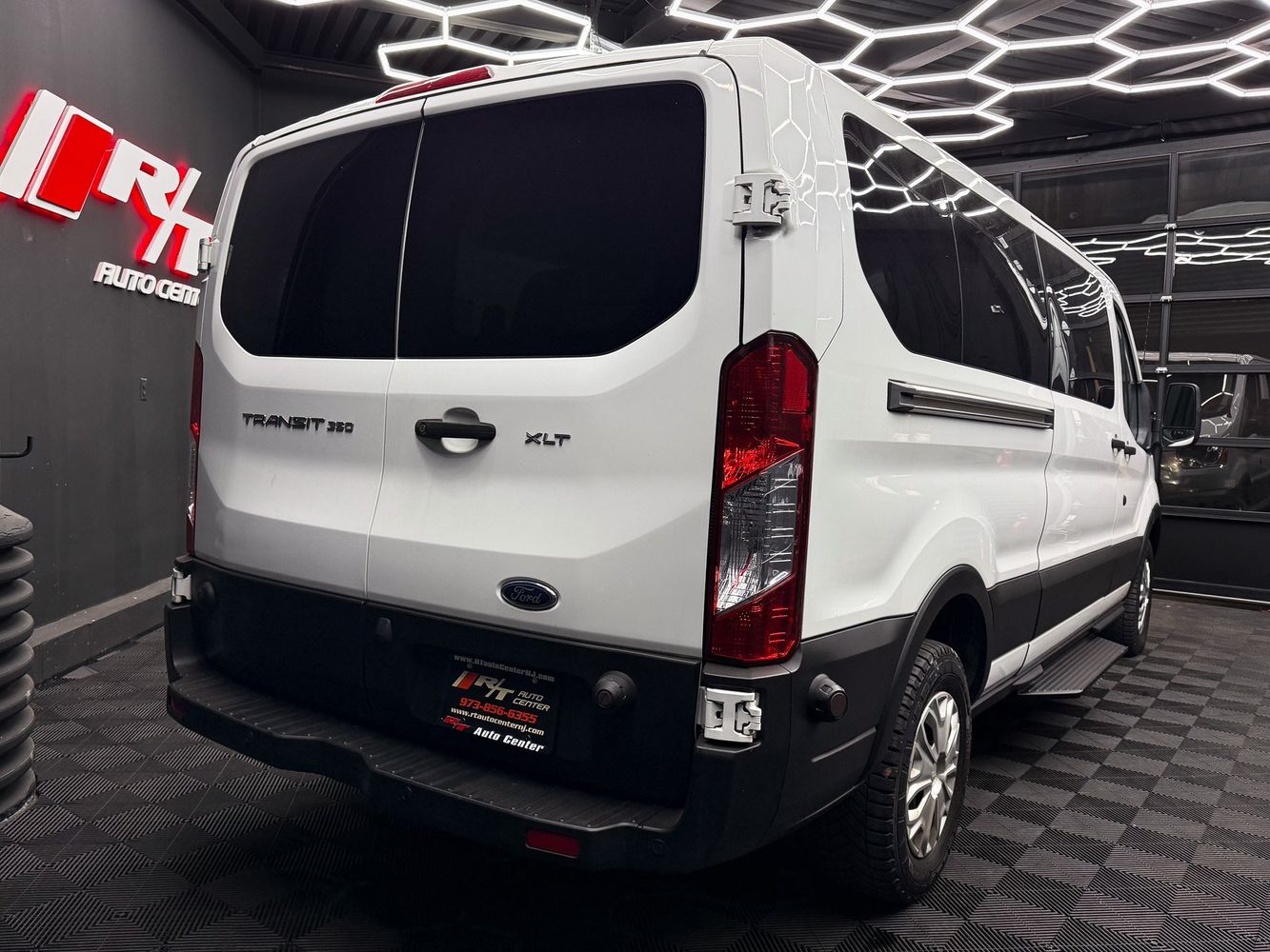 2019 Ford Transit photo 4