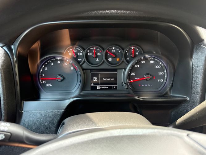 2019 Chevrolet Silverado 1500 Custom Trail Boss photo 31