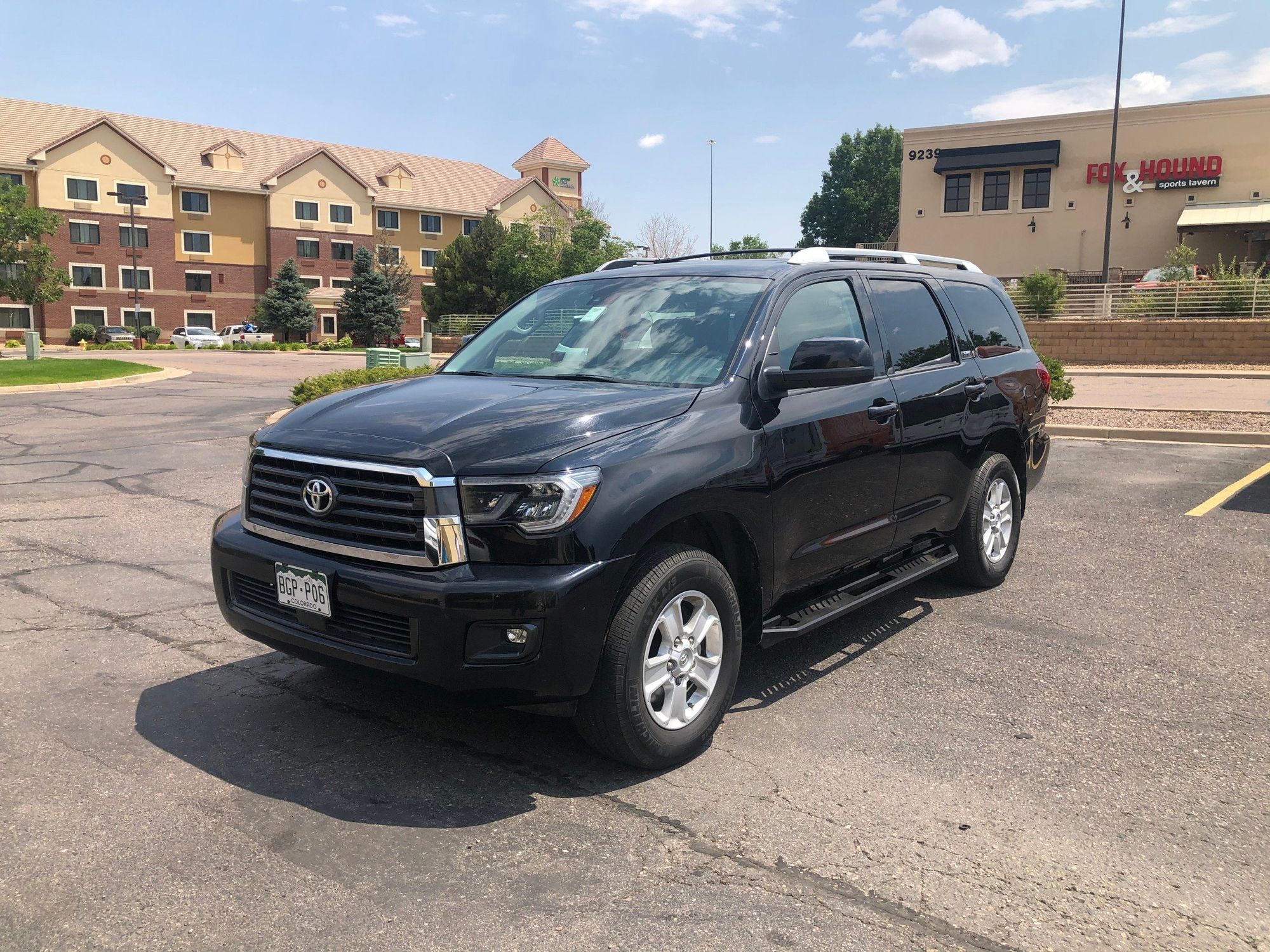 Toyota sequoia sr5