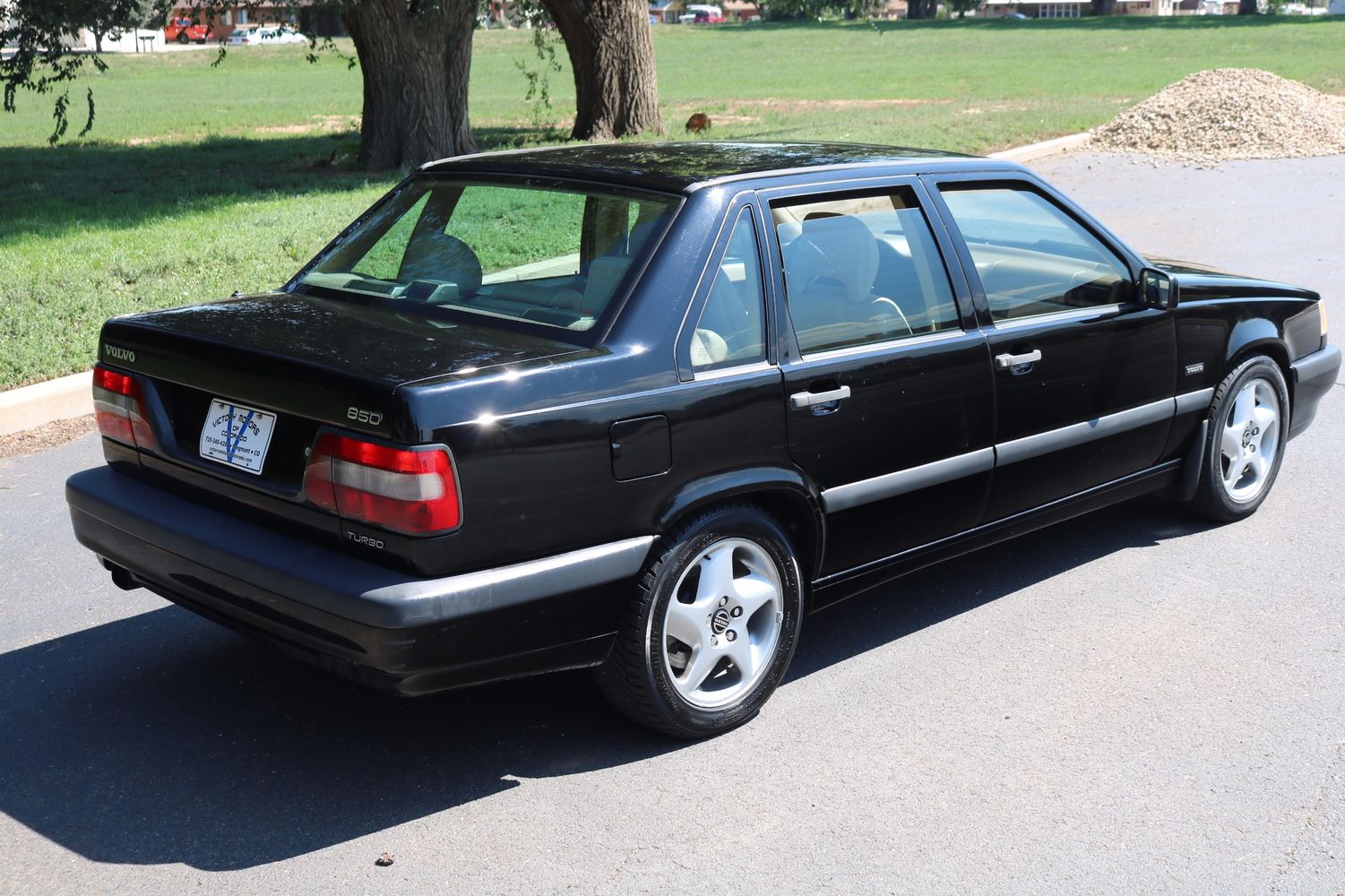 1995 Volvo 850 Turbo | Victory Motors of Colorado