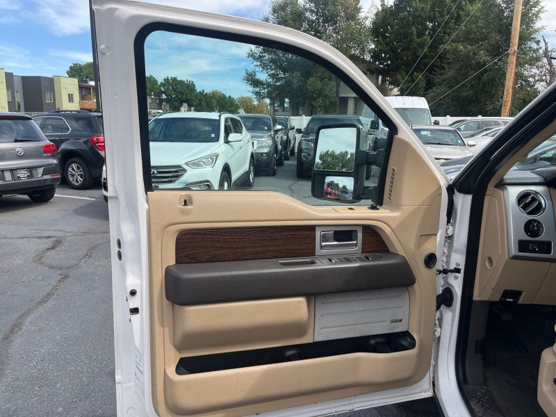 2013 Ford F-150 Lariat photo 8