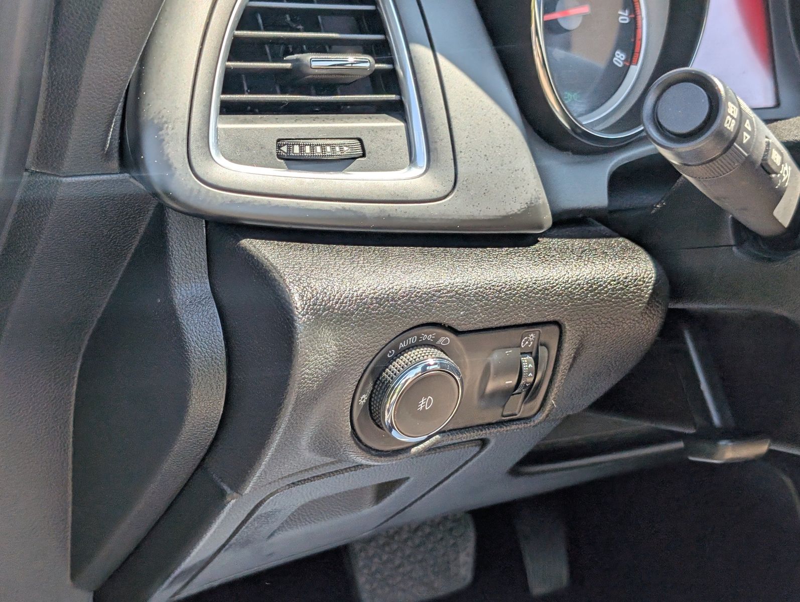2016 Buick Cascada 50