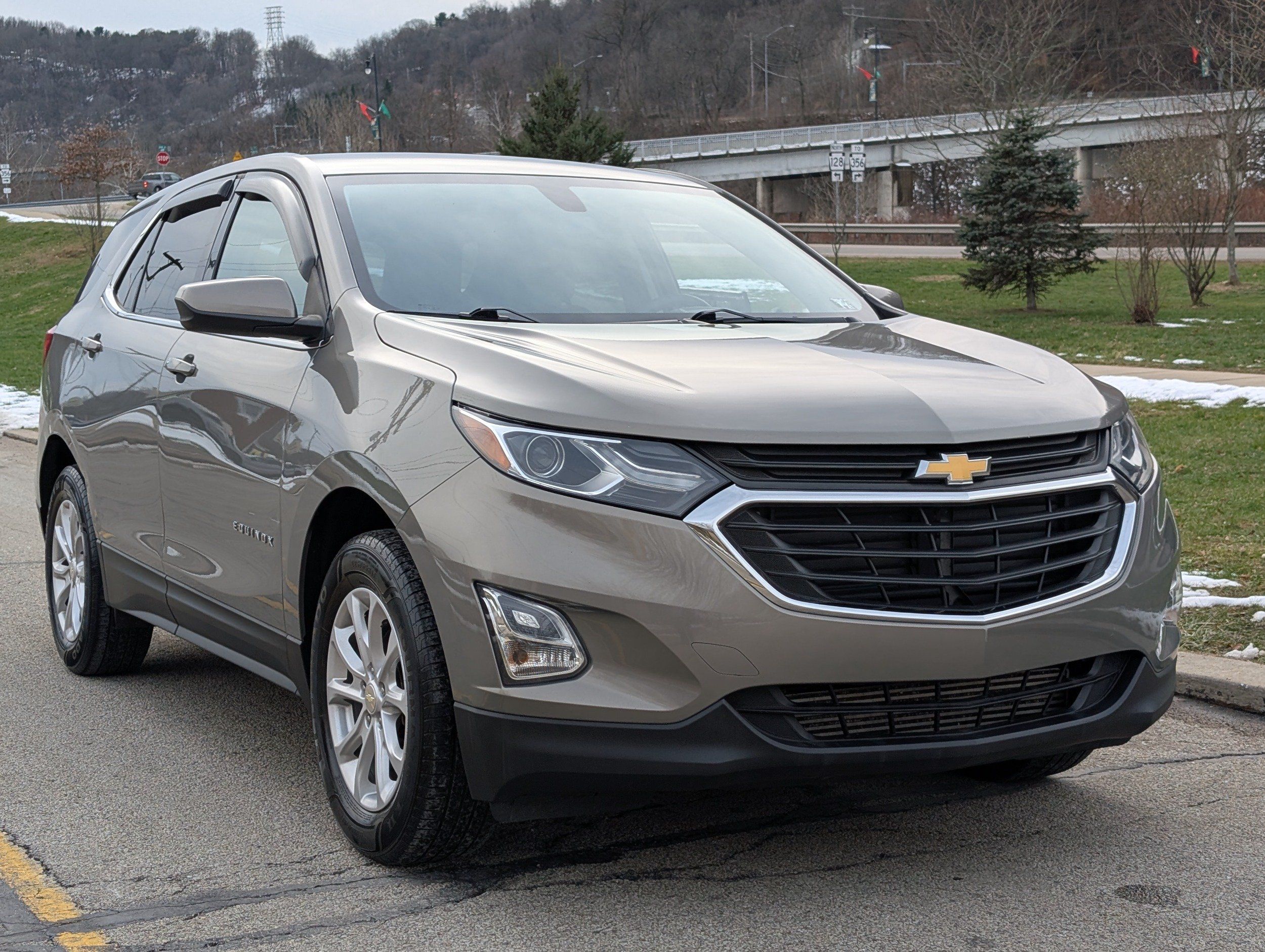 2019 Chevrolet Equinox LT's photo