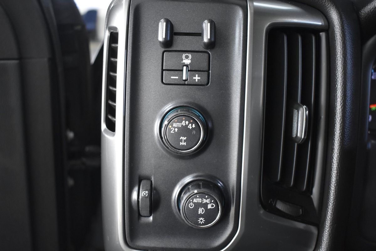 2018 Chevrolet Silverado 1500 2LT