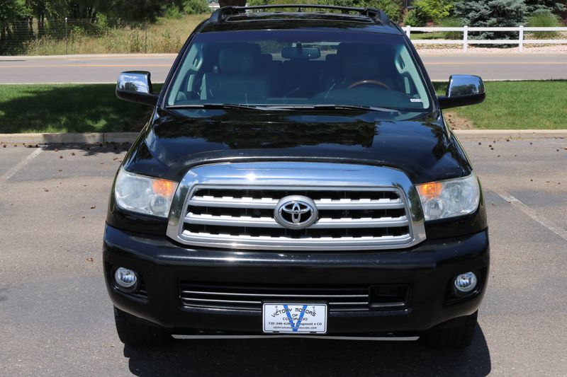 2010 Toyota Sequoia Photos