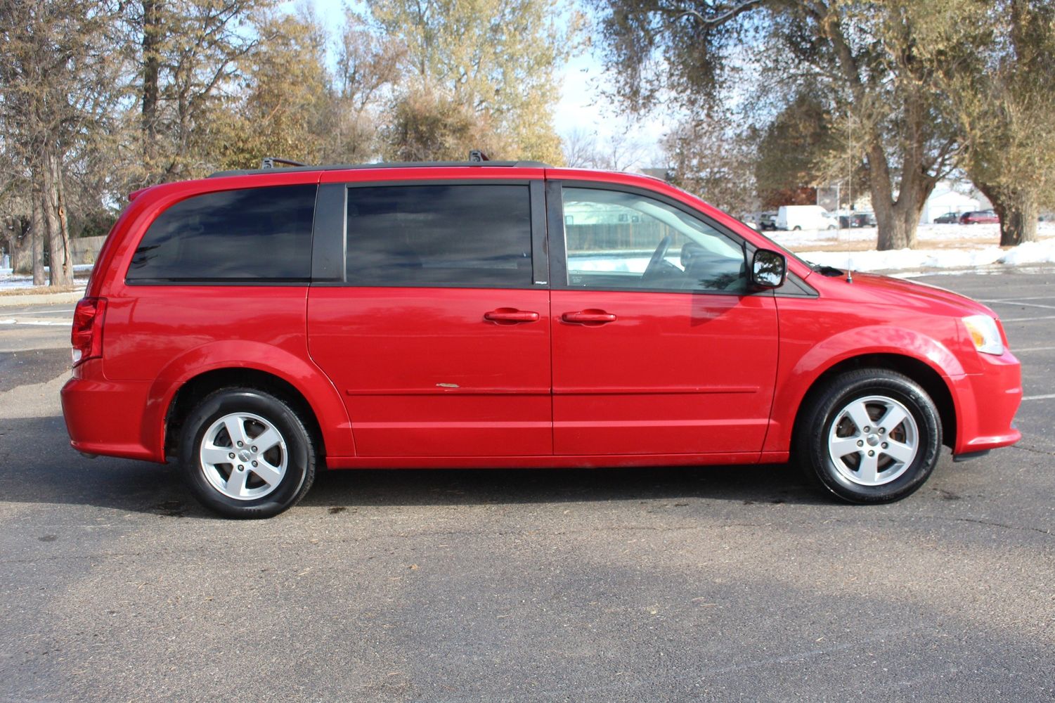 2013 Dodge Grand Caravan SXT | Victory Motors of Colorado