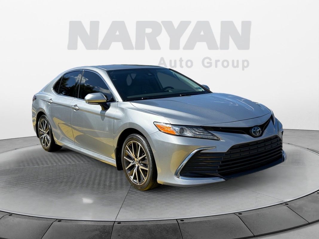 2022 Toyota Camry Hybrid