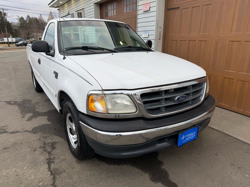 2001 Ford F-150 XL SB
