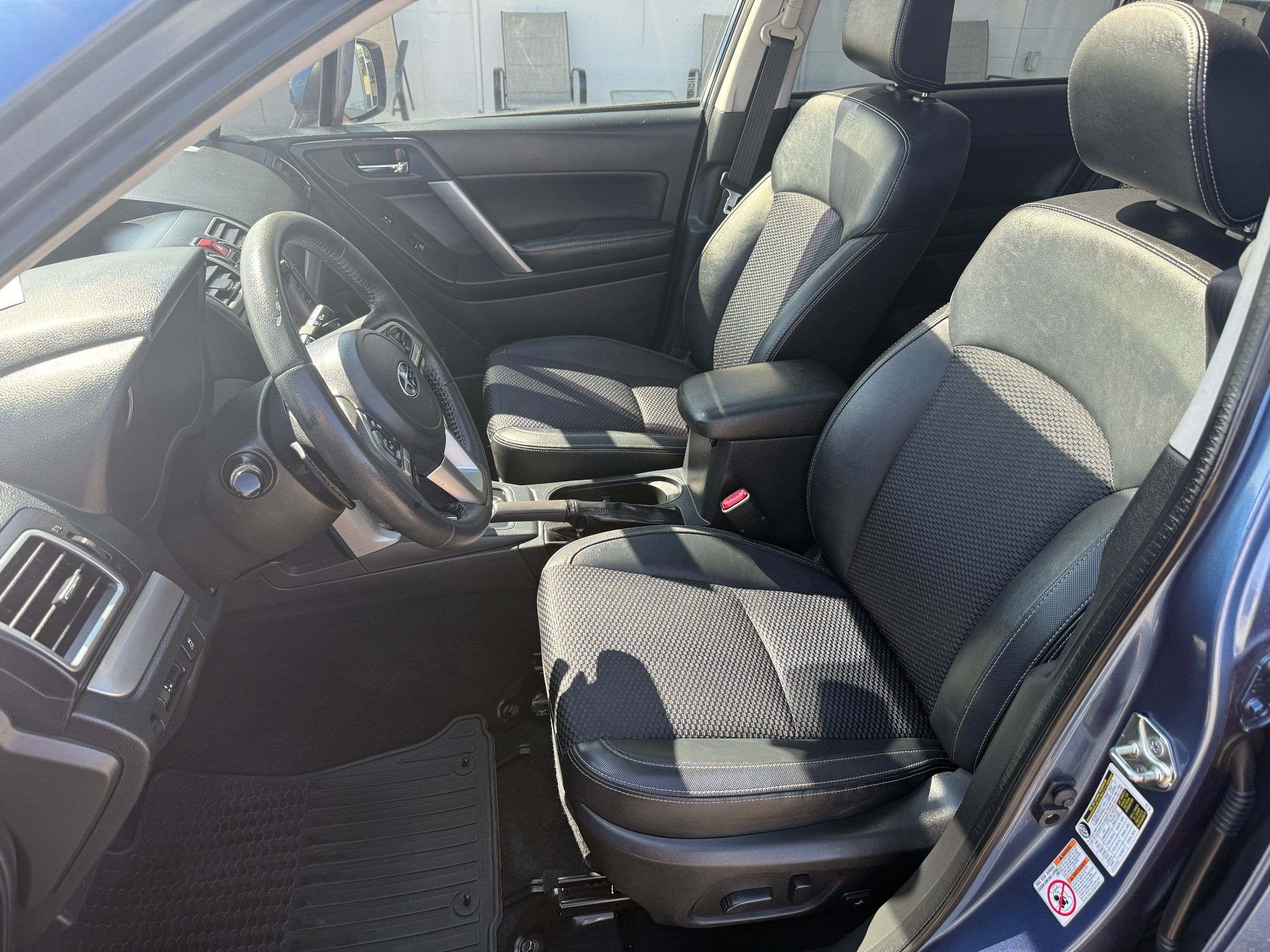2017 Subaru Forester 2.0XT Premium photo 8