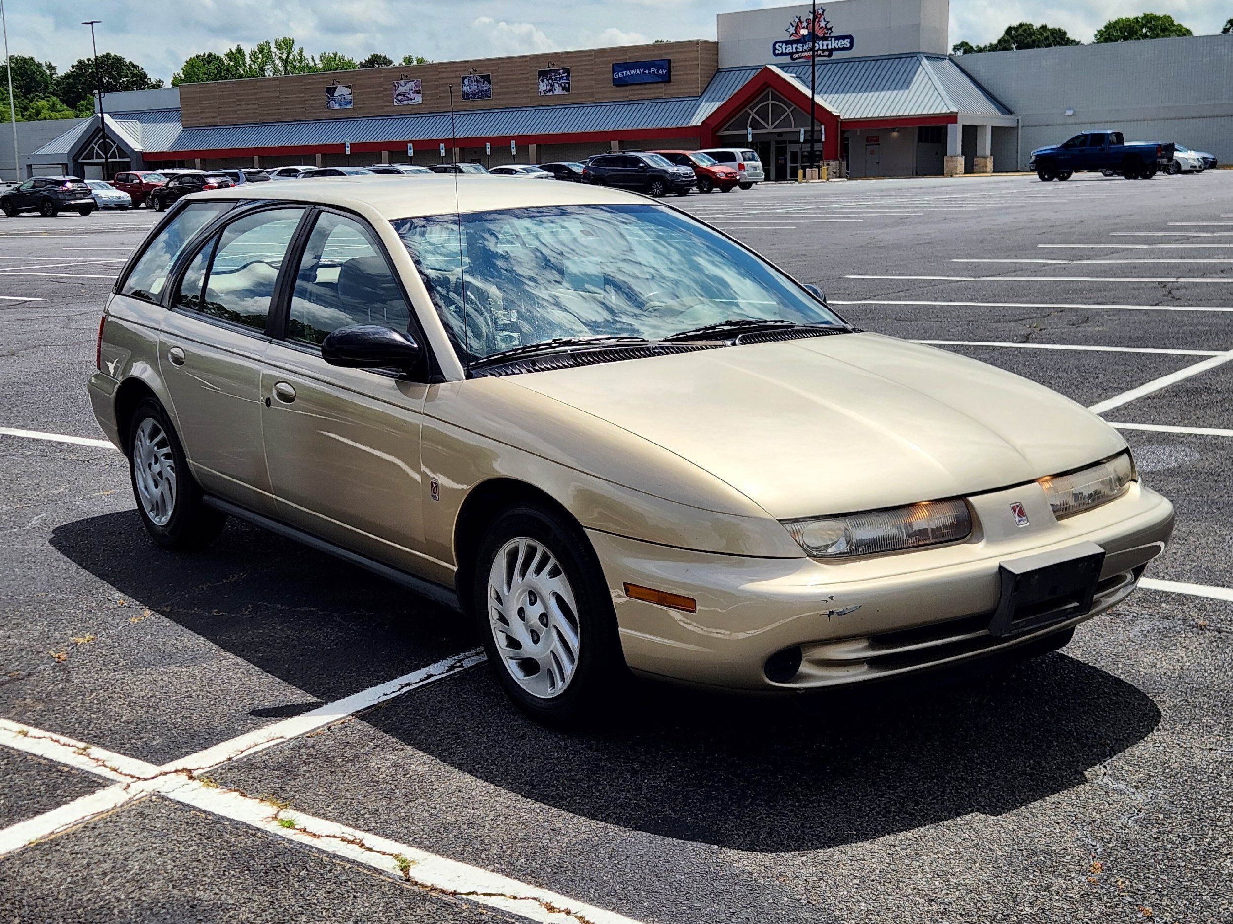 1999 Saturn S-Series's photo