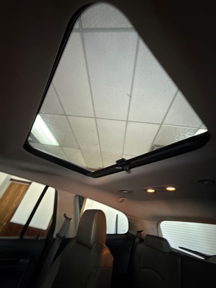 2017 Buick Enclave Premium photo 18