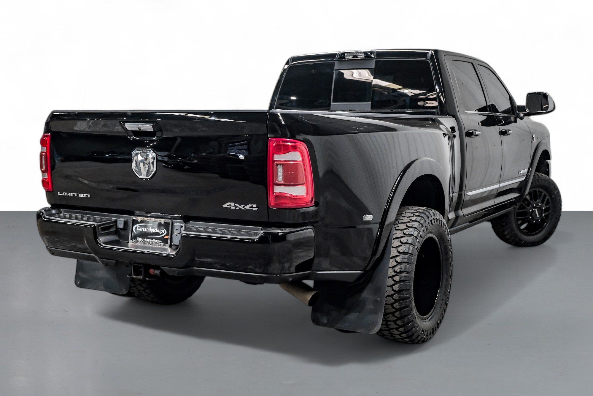 2022 Ram 3500 Limited photo 3