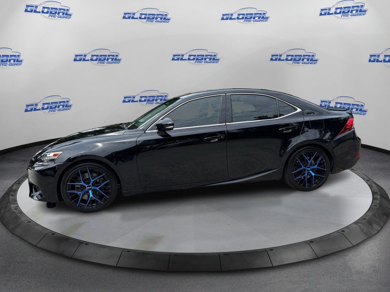 2016 Lexus IS 300 - Photo 8