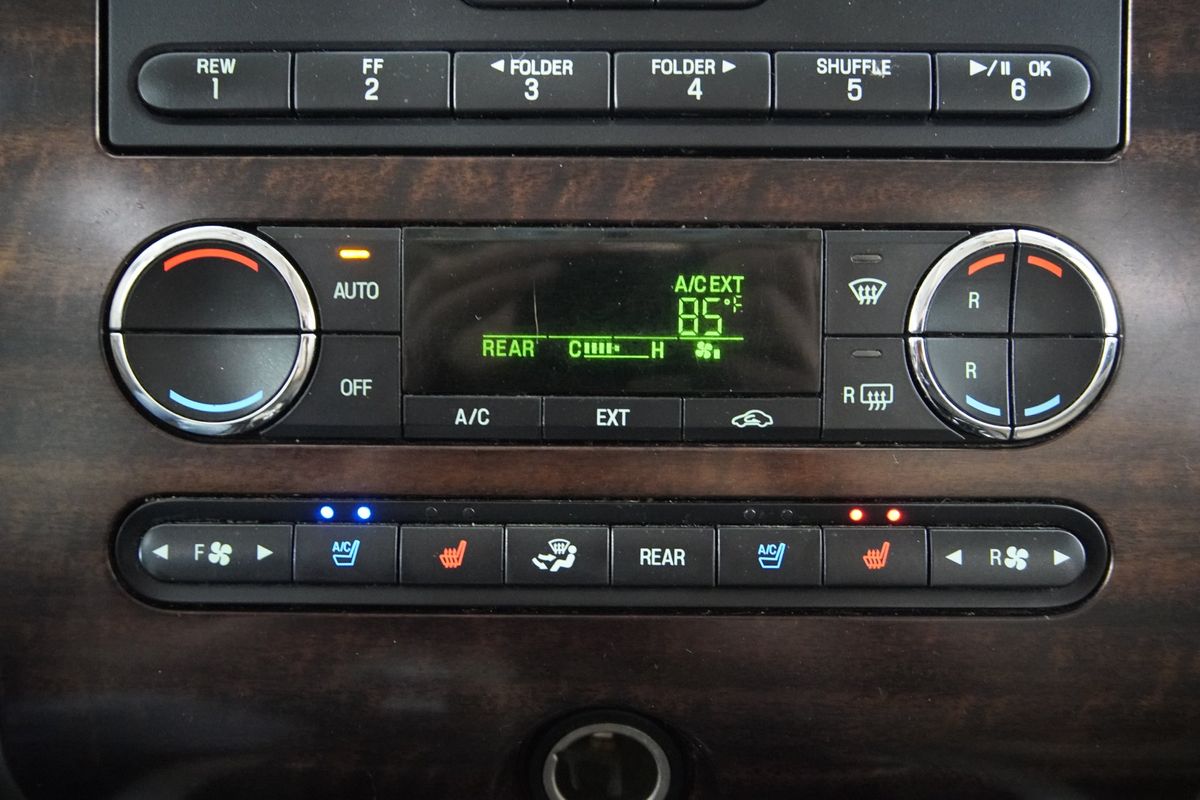 2014 Ford Expedition EL XLT