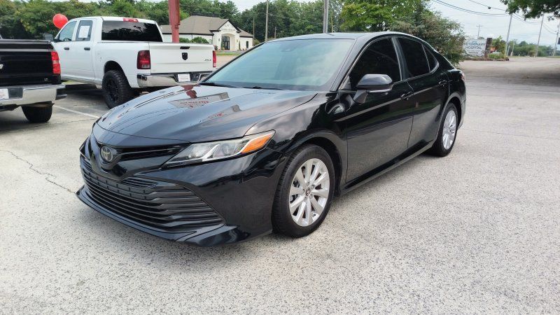 2019 Toyota Camry LE FWD photo