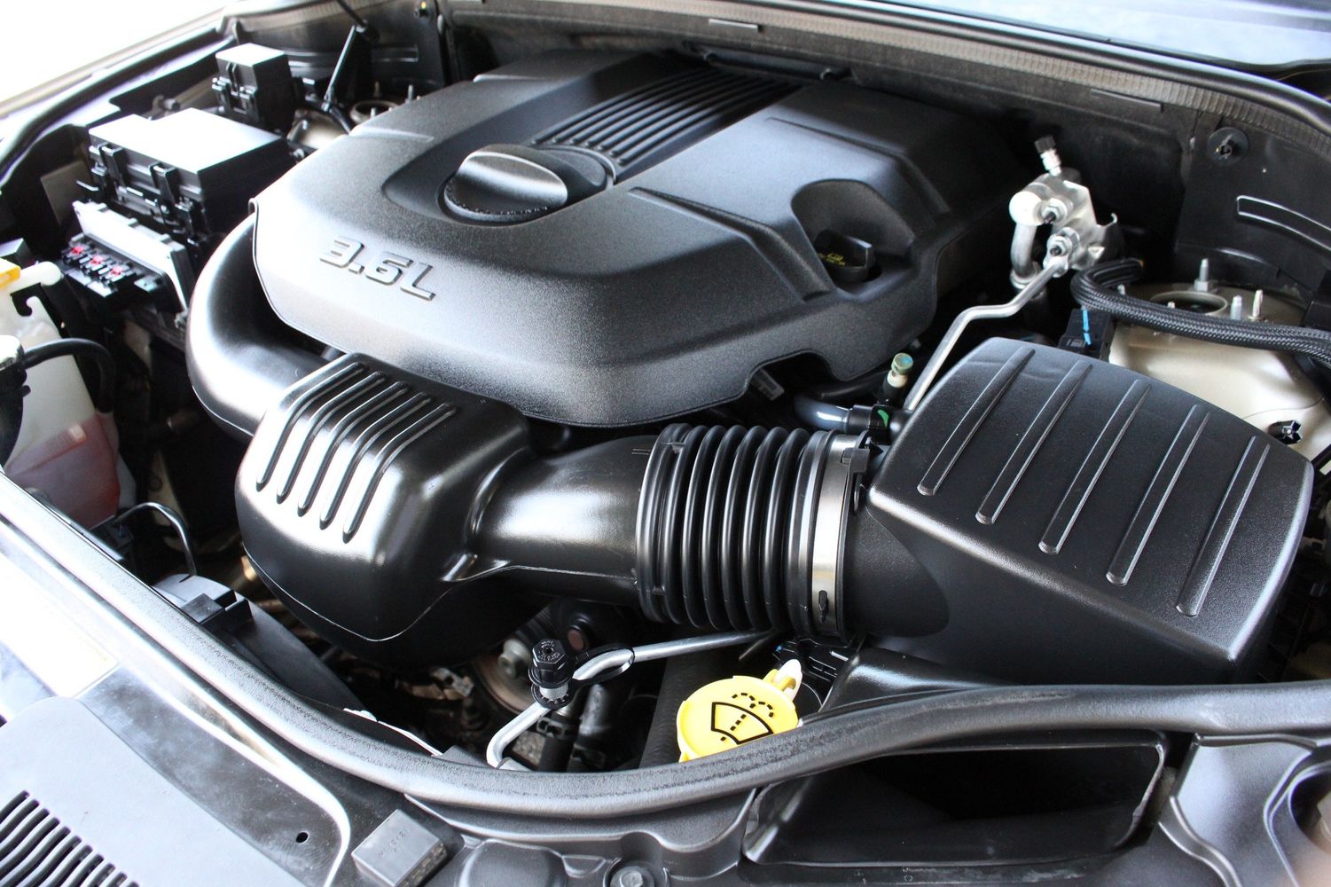 2011 Jeep Grand Cherokee Laredo Victory Motors of Colorado