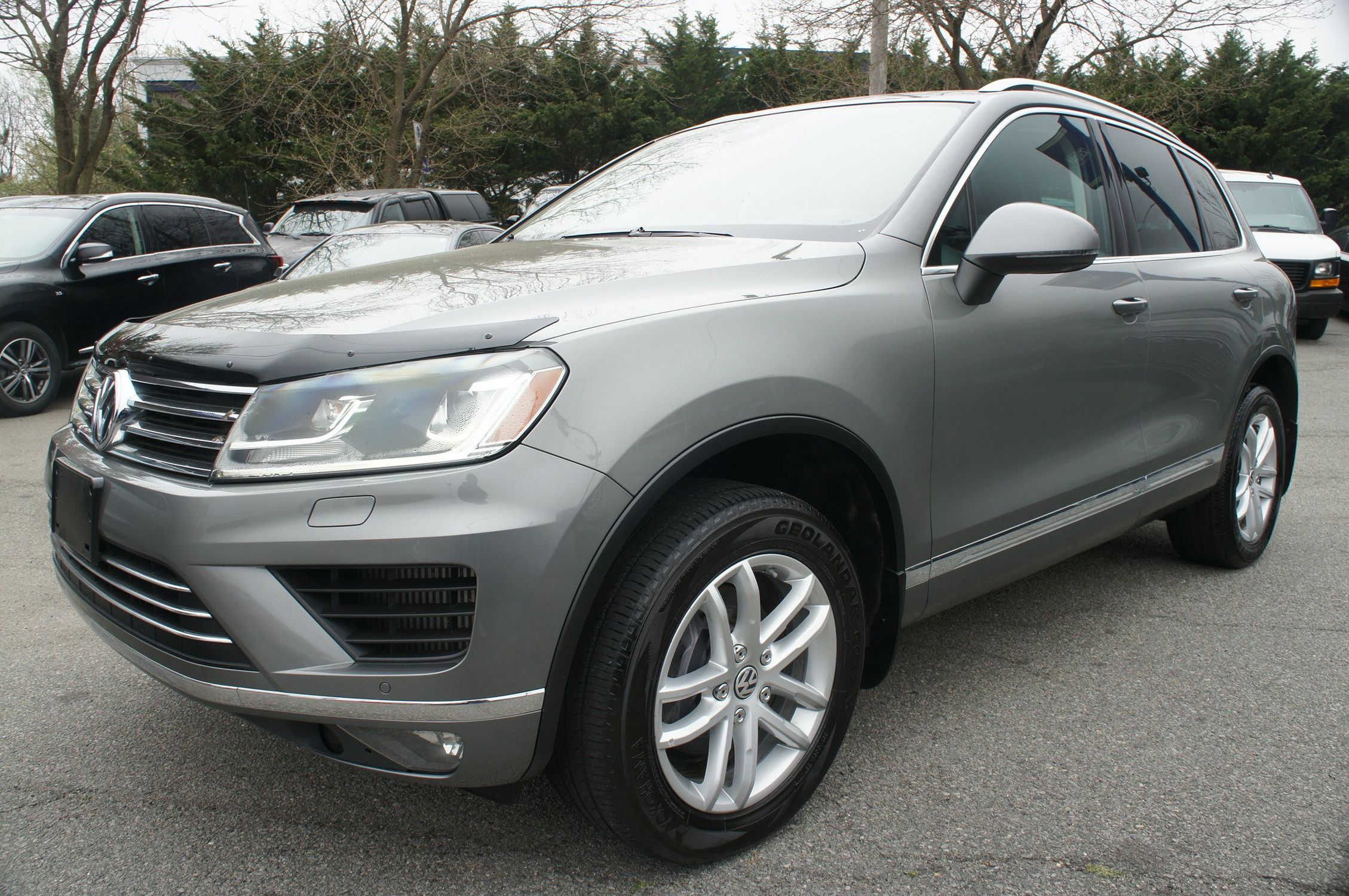 2016 Volkswagen Touareg TDI Sport | Zoom Auto Group - Used Cars New Jersey