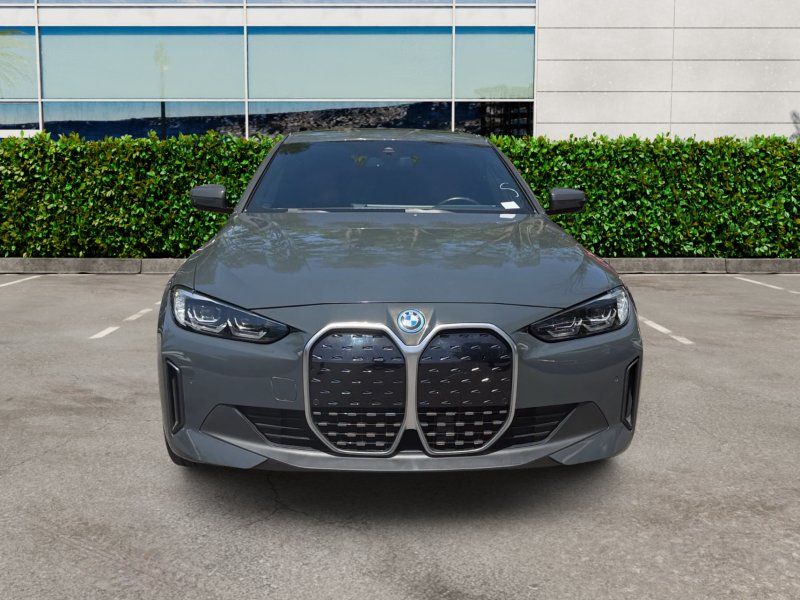2023 BMW i4 eDrive35's photo