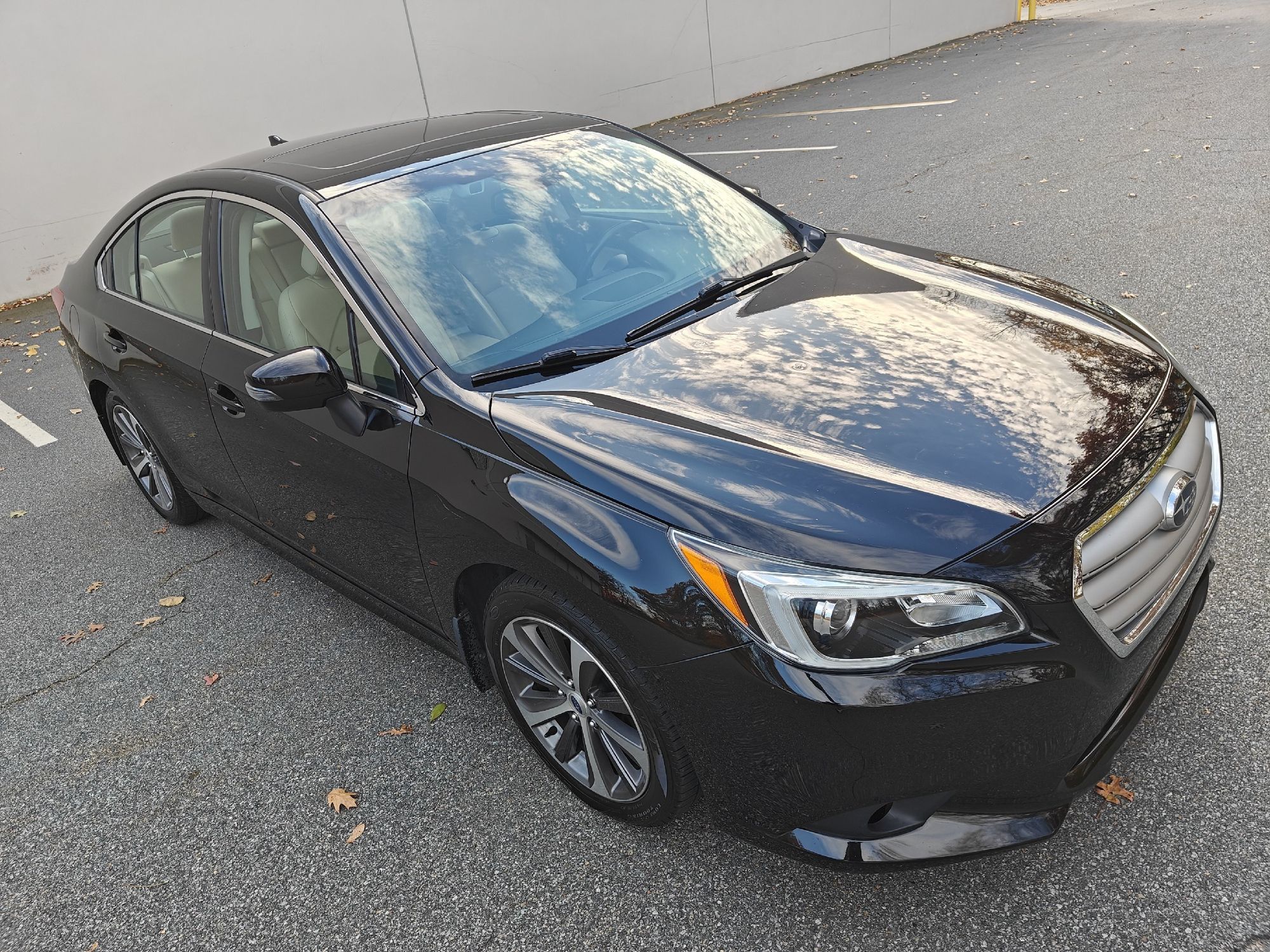 2016 Subaru Legacy 2.5i Limited photo 4