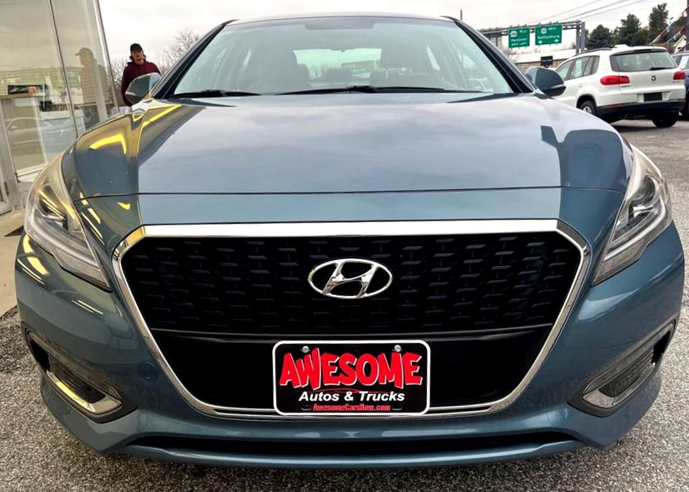 2016 Hyundai Sonata Hybrid SE photo 2