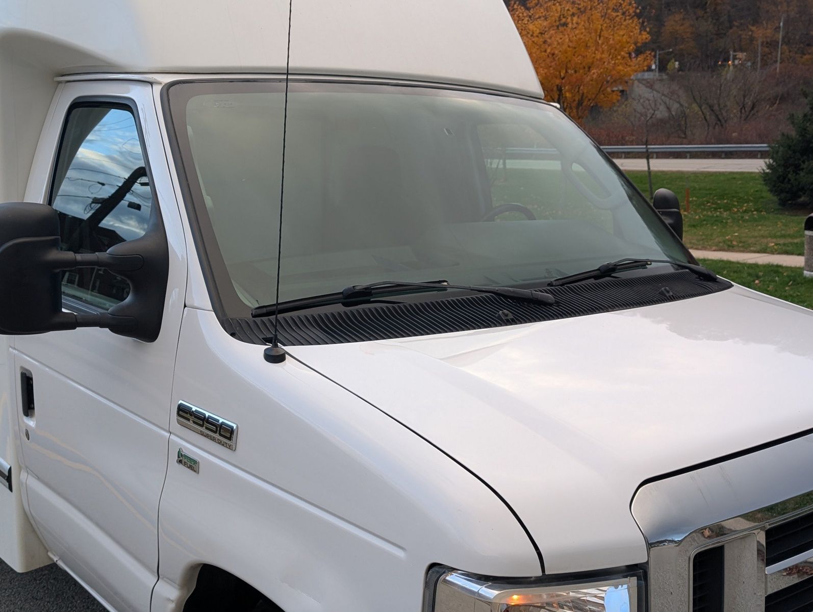 2015 Ford E-Series 13