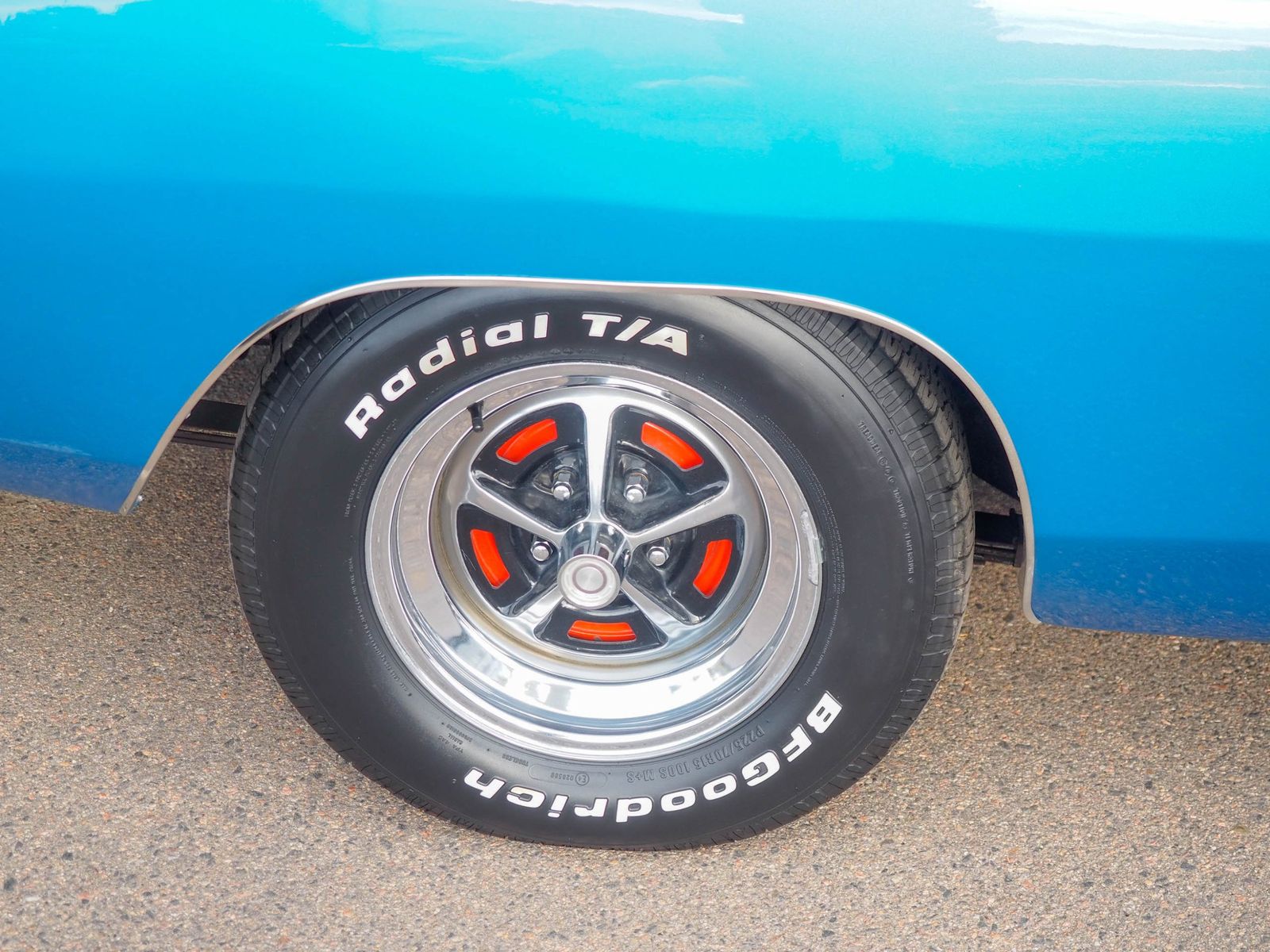 1969 Dodge Daytona 37