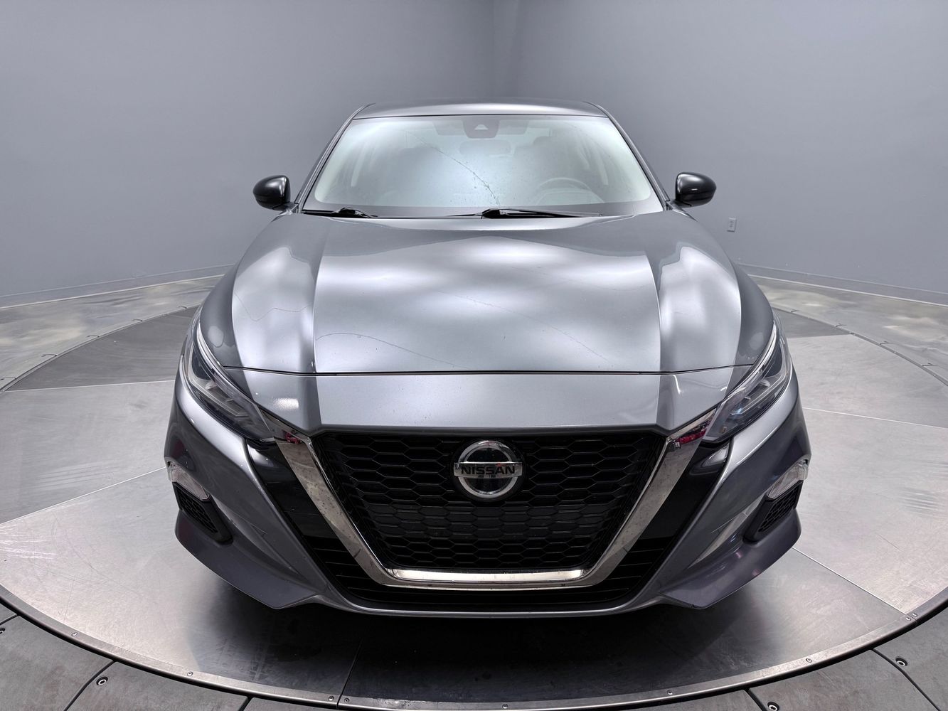 2021 Nissan Altima 2.5 SR photo 2