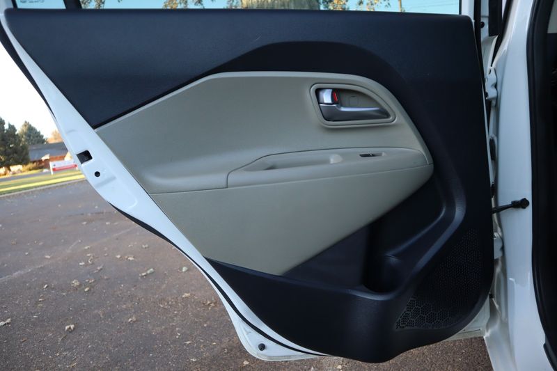 rio★ 2016 Kia Rio LX Sedan 4D Price, Listings & Reviews | Kelley Blue Book