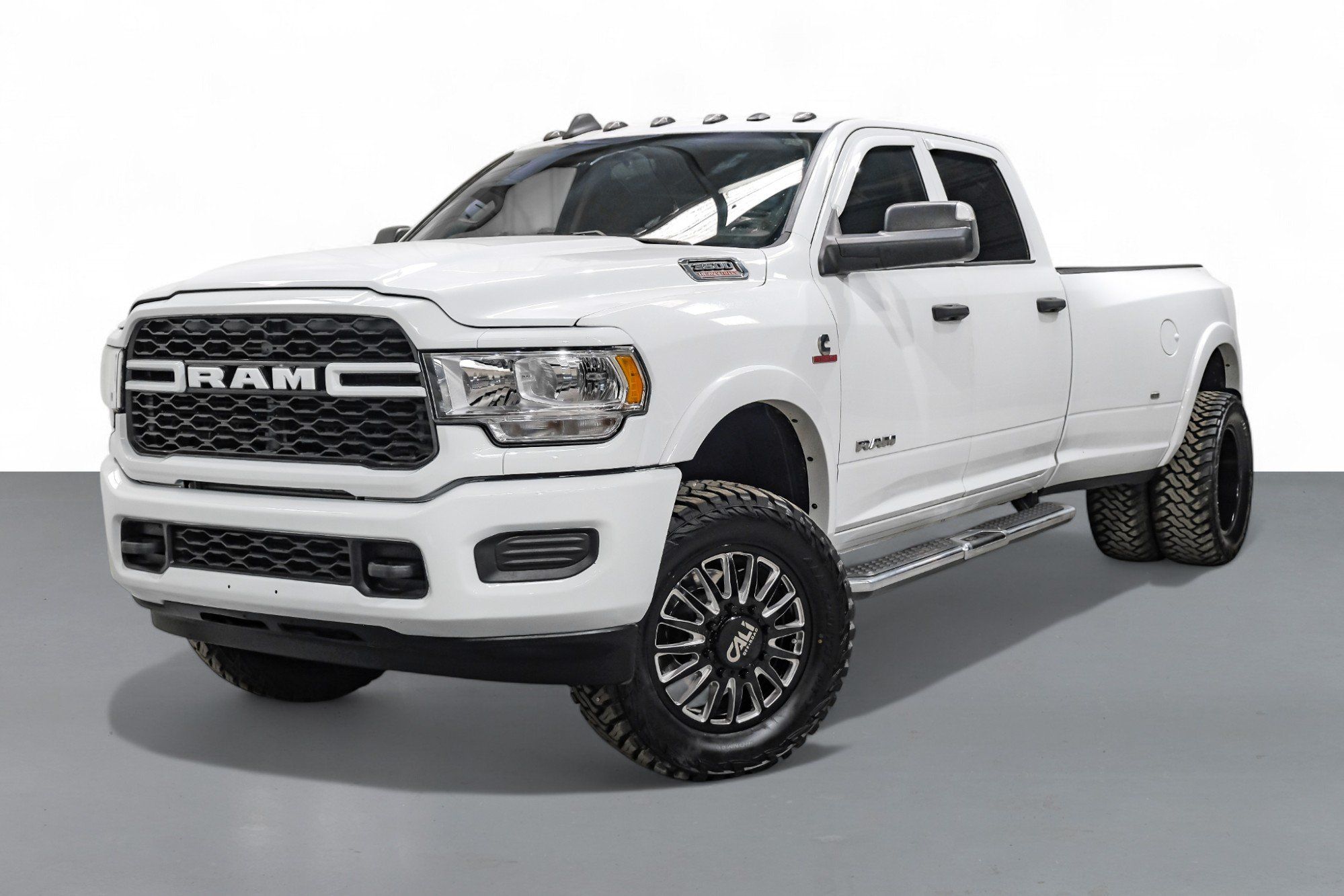 2020 Ram 3500 Tradesman photo 3
